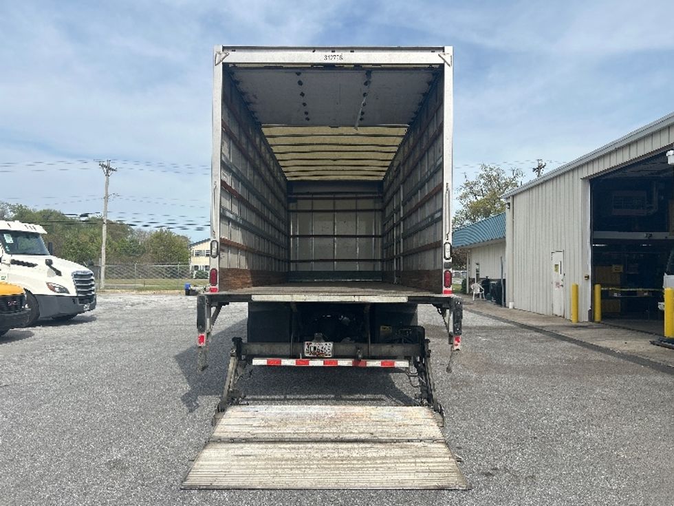 Medium Duty Box Truck-Light and Medium Duty Trucks-Freightliner-2018-M2-Milford-DE-104,378\n\t\tmiles-$ 50,750 - Image 9
