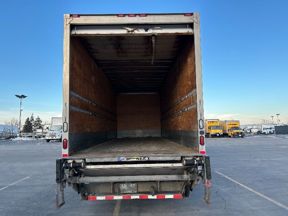 Medium Duty Box Truck-Light and Medium Duty Trucks-Freightliner-2018-M2-Mississauga-ON-255,129\n\t\tkm-$ 72,500 - Image 8