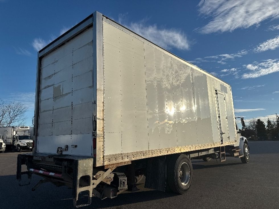 Medium Duty Box Truck-Light and Medium Duty Trucks-Freightliner-2018-M2-Mississauga-ON-460,473\n\t\tkm-$ 42,750 - Image 12