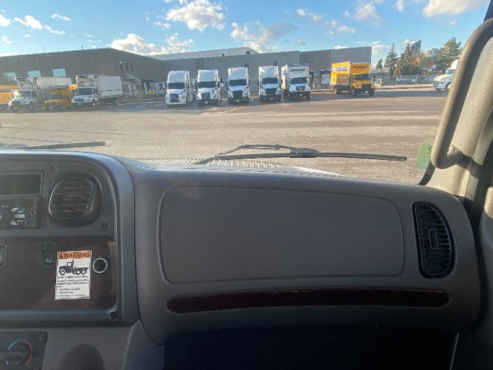 Medium Duty Box Truck-Light and Medium Duty Trucks-Freightliner-2018-M2-Mississauga-ON-460,473\n\t\tkm-$ 42,750 - Image 20