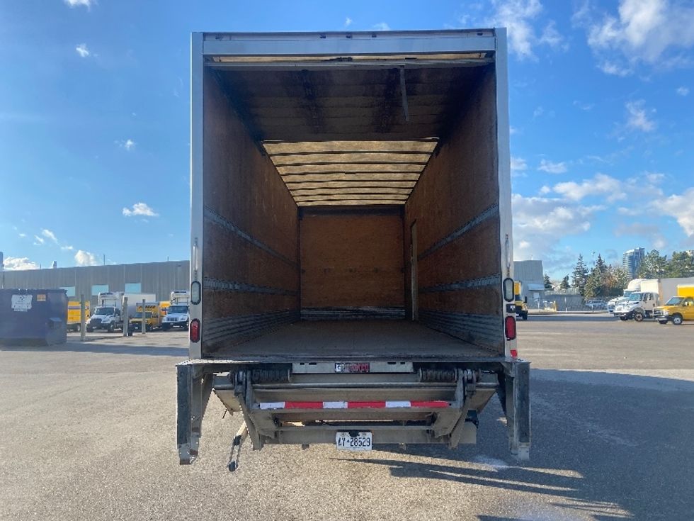 Medium Duty Box Truck-Light and Medium Duty Trucks-Freightliner-2018-M2-Mississauga-ON-460,473\n\t\tkm-$ 42,750 - Image 8