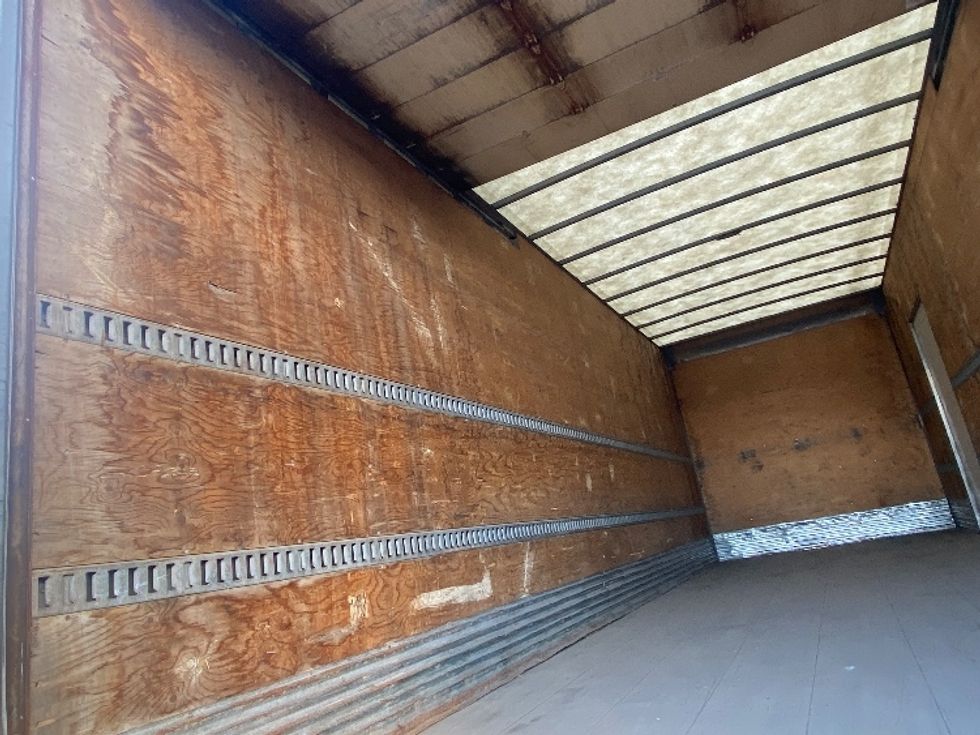 Medium Duty Box Truck-Light and Medium Duty Trucks-Freightliner-2018-M2-Mississauga-ON-462,451\n\t\tkm-$ 42,500 - Image 11