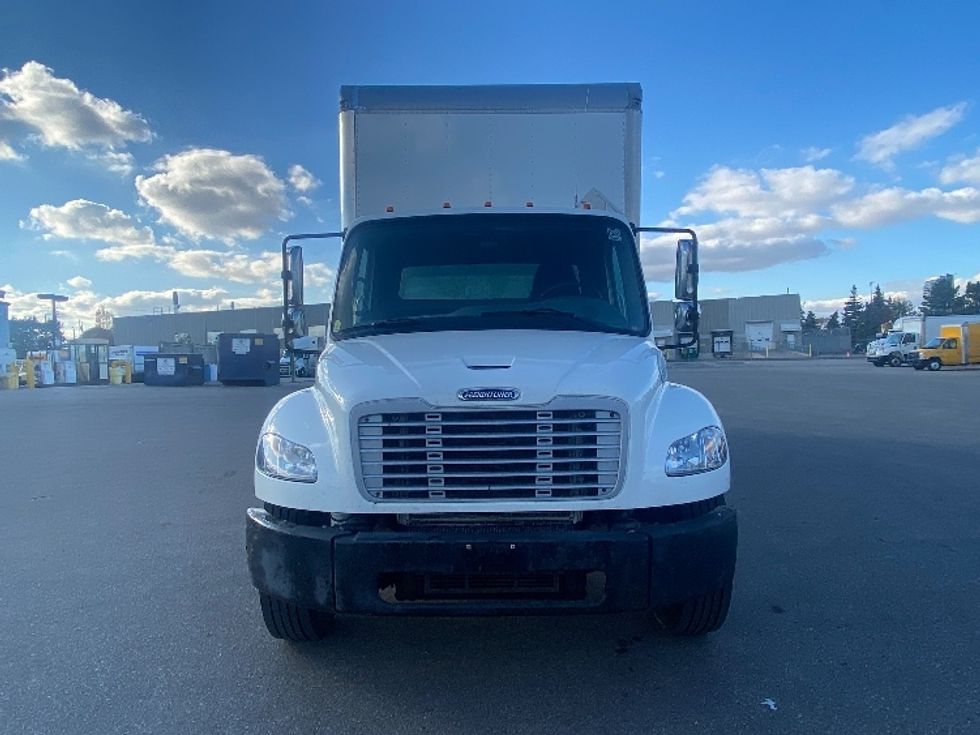 Medium Duty Box Truck-Light and Medium Duty Trucks-Freightliner-2018-M2-Mississauga-ON-462,451\n\t\tkm-$ 42,500 - Image 2