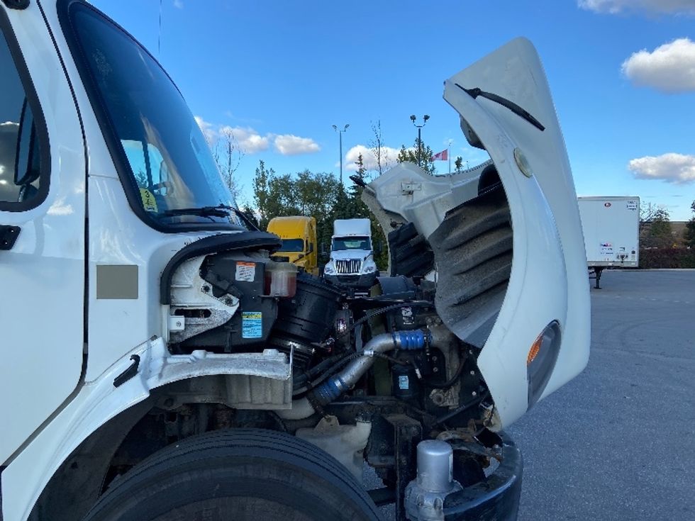 Medium Duty Box Truck-Light and Medium Duty Trucks-Freightliner-2018-M2-Mississauga-ON-462,451\n\t\tkm-$ 42,500 - Image 23