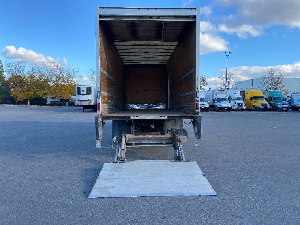 Medium Duty Box Truck-Light and Medium Duty Trucks-Freightliner-2018-M2-Mississauga-ON-462,451\n\t\tkm-$ 42,500 - Image 9