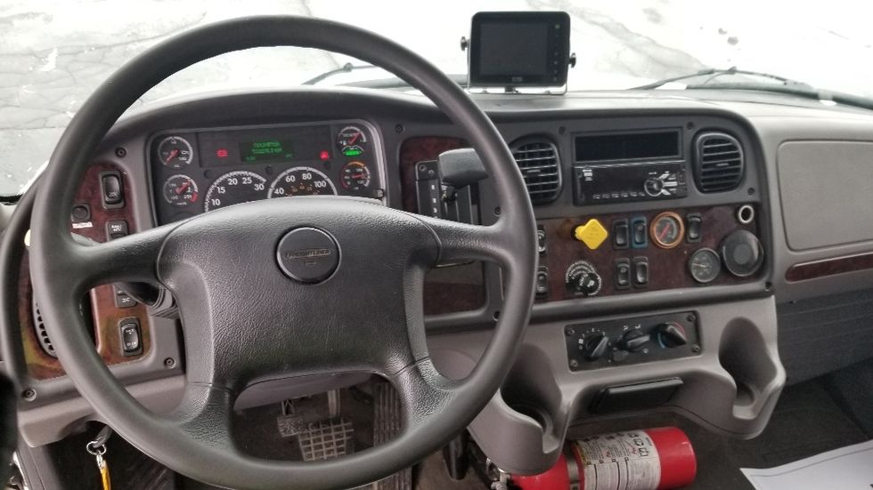 Medium Duty Box Truck-Light and Medium Duty Trucks-Freightliner-2018-M2-Mississauga-ON-508,537\n\t\tkm-$ 30,000 - Image 18