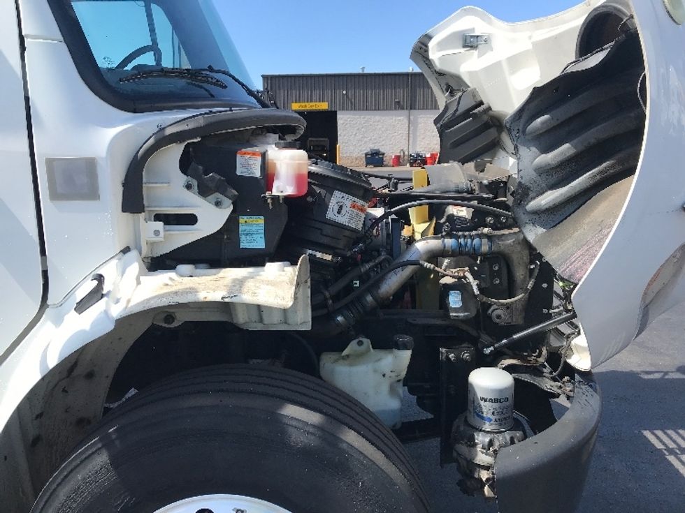 Medium Duty Box Truck-Light and Medium Duty Trucks-Freightliner-2018-M2-Montgomery-NY-139,201\n\t\tmiles-$ 41,250 - Image 23