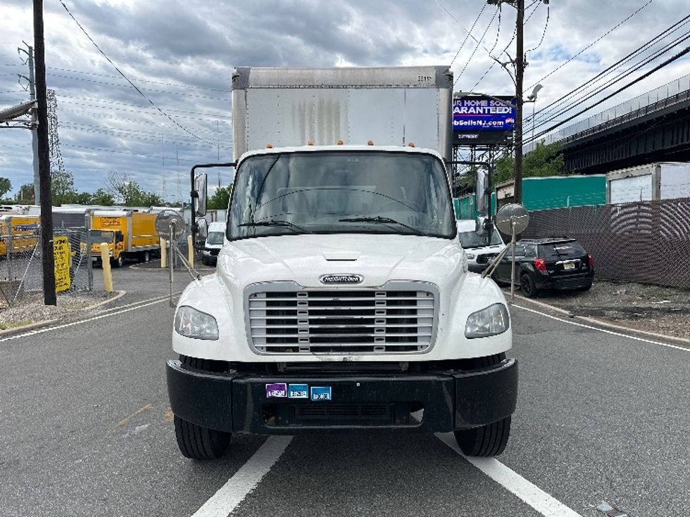 Medium Duty Box Truck-Light and Medium Duty Trucks-Freightliner-2018-M2-North Bergen-NJ-101,404\n\t\tmiles-$ 45,750 - Image 2