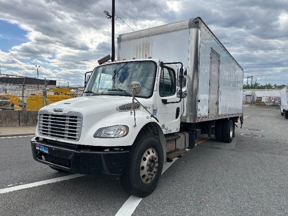 Medium Duty Box Truck-Light and Medium Duty Trucks-Freightliner-2018-M2-North Bergen-NJ-101,404\n\t\tmiles-$ 45,750 - Image 3