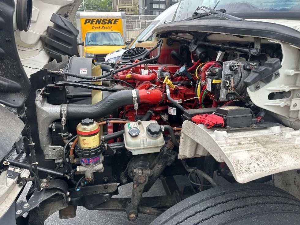 Medium Duty Box Truck-Light and Medium Duty Trucks-Freightliner-2018-M2-North Bergen-NJ-142,698\n\t\tmiles-$ 43,000 - Image 24