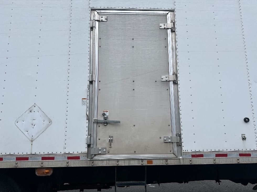 Medium Duty Box Truck-Light and Medium Duty Trucks-Freightliner-2018-M2-North Bergen-NJ-142,698\n\t\tmiles-$ 43,000 - Image 26
