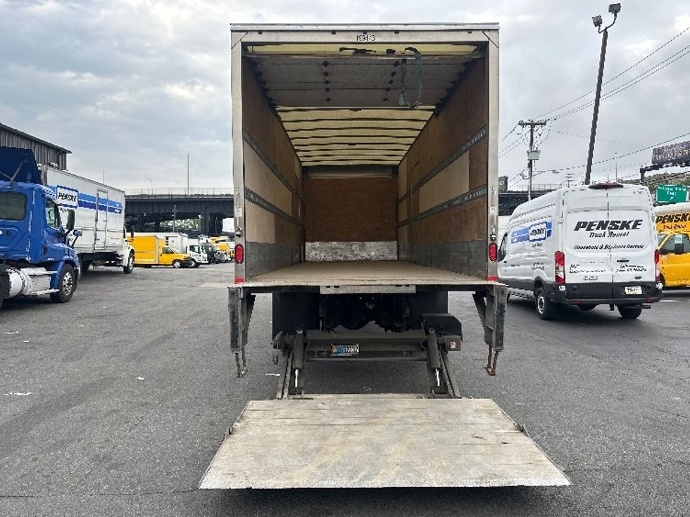 Medium Duty Box Truck-Light and Medium Duty Trucks-Freightliner-2018-M2-North Bergen-NJ-142,698\n\t\tmiles-$ 43,000 - Image 9