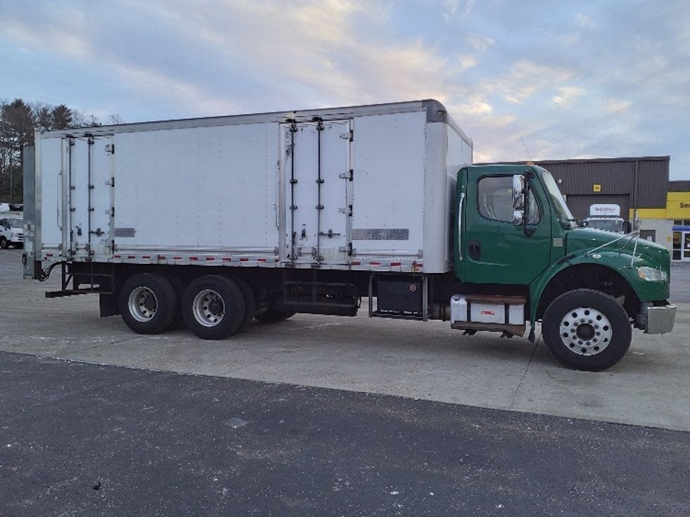 Medium Duty Box Truck-Light and Medium Duty Trucks-Freightliner-2018-M2-Norton-MA-167,438\n\t\tmiles-$ 60,000 - Image 15