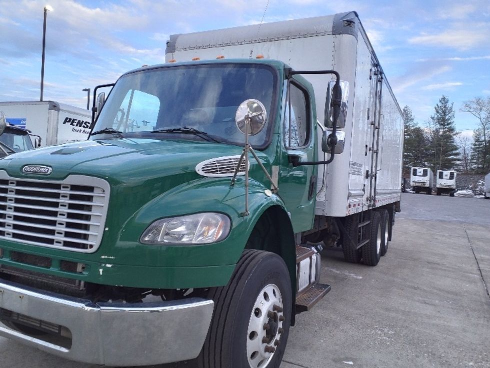Medium Duty Box Truck-Light and Medium Duty Trucks-Freightliner-2018-M2-Norton-MA-167,438\n\t\tmiles-$ 60,000 - Image 3
