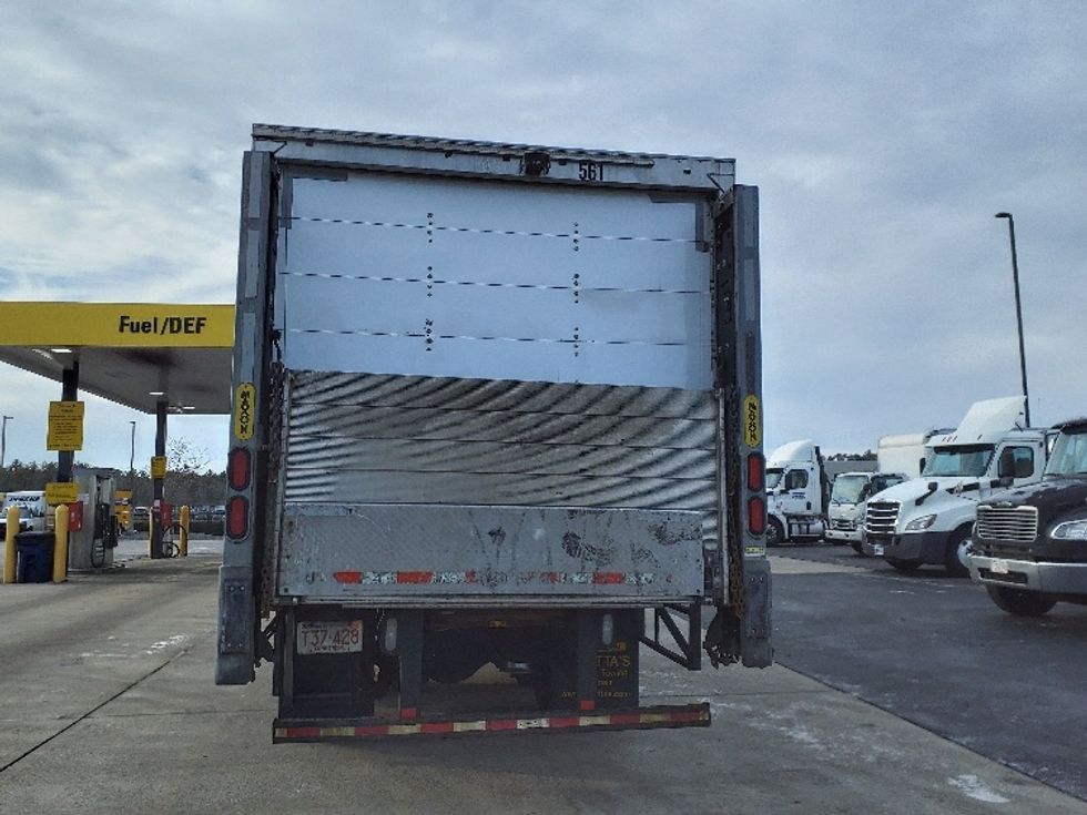 Medium Duty Box Truck-Light and Medium Duty Trucks-Freightliner-2018-M2-Norton-MA-169,750\n\t\tmiles-$ 59,750 - Image 7