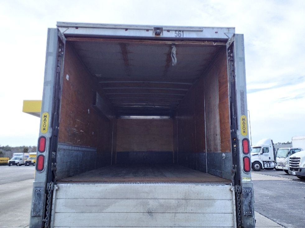 Medium Duty Box Truck-Light and Medium Duty Trucks-Freightliner-2018-M2-Norton-MA-169,750\n\t\tmiles-$ 59,750 - Image 8