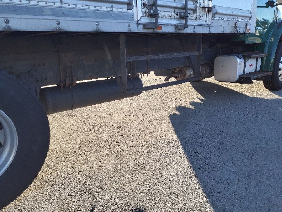 Medium Duty Box Truck-Light and Medium Duty Trucks-Freightliner-2018-M2-Norton-MA-178,479\n\t\tmiles-$ 55,000 - Image 14