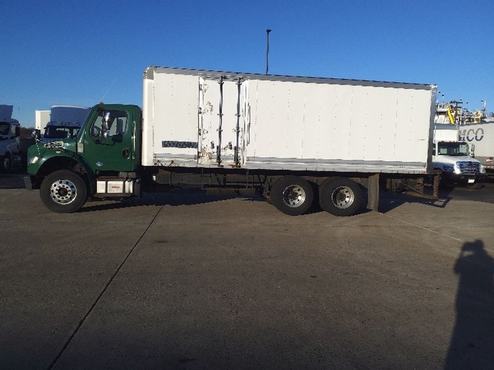 Medium Duty Box Truck-Light and Medium Duty Trucks-Freightliner-2018-M2-Norton-MA-178,479\n\t\tmiles-$ 55,000 - Image 4