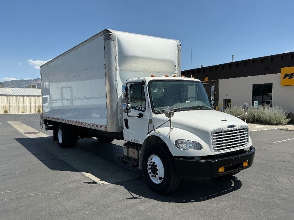 Medium Duty Box Truck-Light and Medium Duty Trucks-Freightliner-2018-M2-Ogden-UT-231,997\n\t\tmiles-$ 42,750 - Image 1