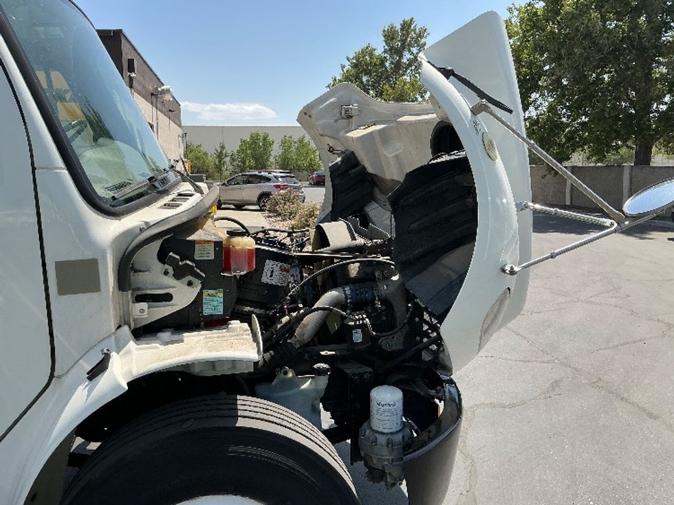 Medium Duty Box Truck-Light and Medium Duty Trucks-Freightliner-2018-M2-Ogden-UT-231,997\n\t\tmiles-$ 42,750 - Image 23