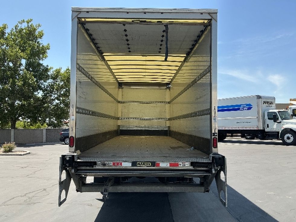 Medium Duty Box Truck-Light and Medium Duty Trucks-Freightliner-2018-M2-Ogden-UT-231,997\n\t\tmiles-$ 42,750 - Image 8