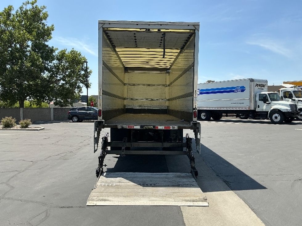 Medium Duty Box Truck-Light and Medium Duty Trucks-Freightliner-2018-M2-Ogden-UT-231,997\n\t\tmiles-$ 42,750 - Image 9