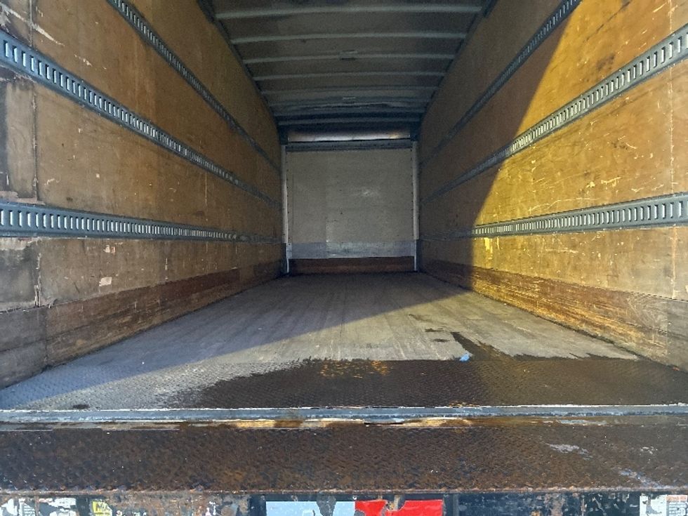 Medium Duty Box Truck-Light and Medium Duty Trucks-Freightliner-2018-M2-Orlando-FL-120,571\n\t\tmiles-$ 56,500 - Image 10