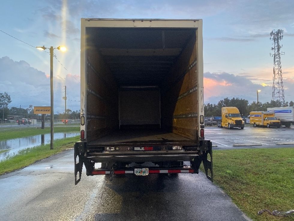 Medium Duty Box Truck-Light and Medium Duty Trucks-Freightliner-2018-M2-Orlando-FL-120,571\n\t\tmiles-$ 56,500 - Image 8