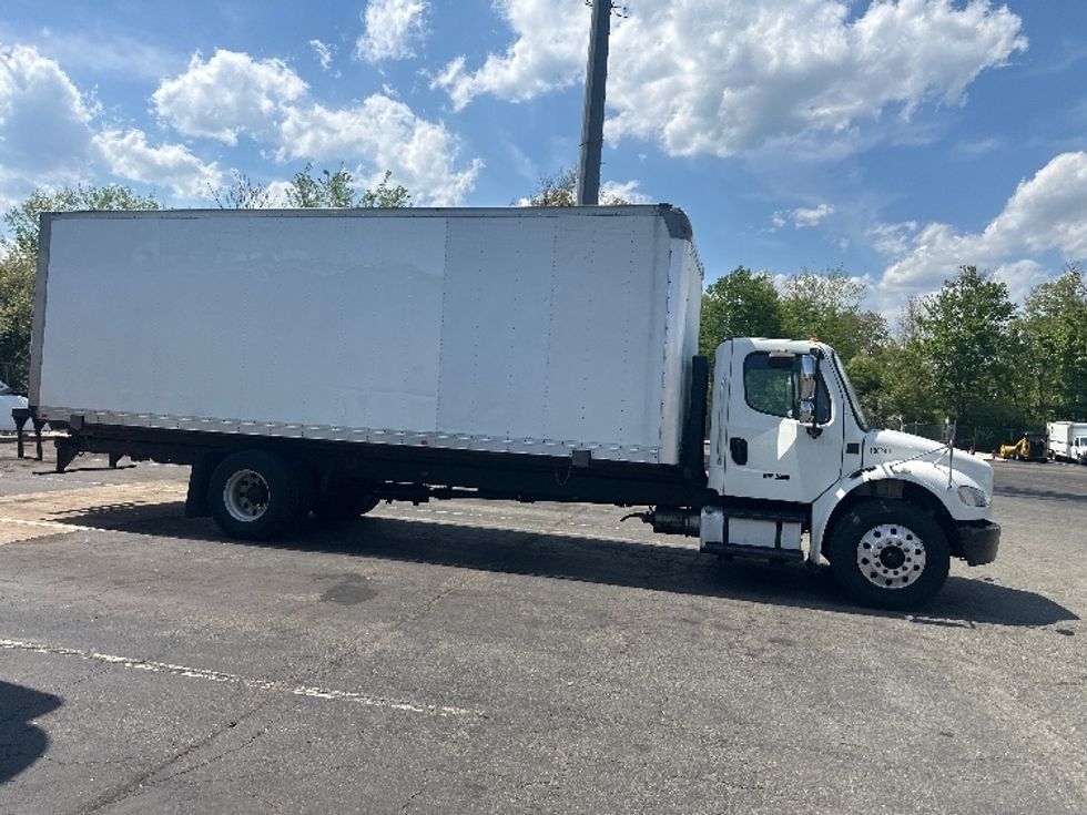 Medium Duty Box Truck-Light and Medium Duty Trucks-Freightliner-2018-M2-Parsippany-NJ-338,630\n\t\tmiles-$ 35,000 - Image 14