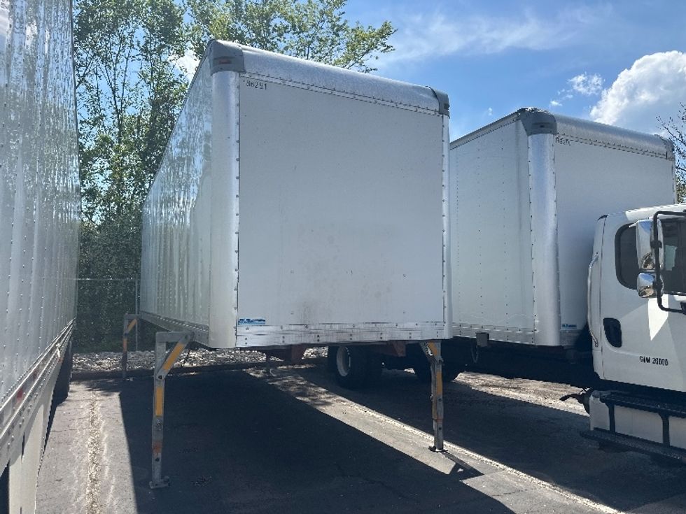 Medium Duty Box Truck-Light and Medium Duty Trucks-Freightliner-2018-M2-Parsippany-NJ-338,630\n\t\tmiles-$ 35,000 - Image 24