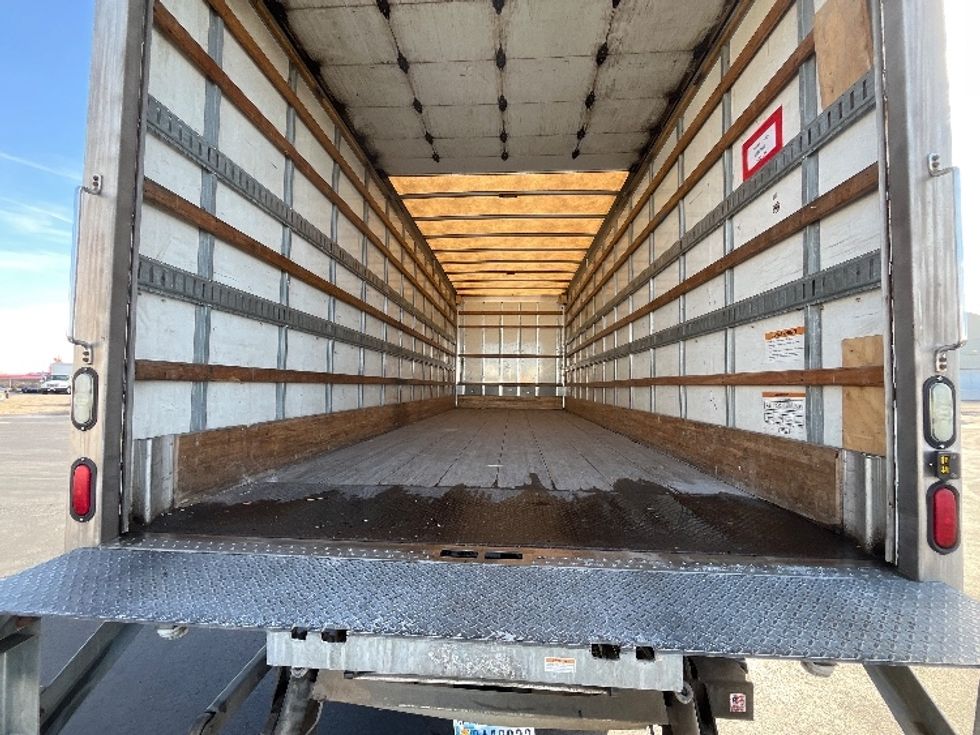 Medium Duty Box Truck-Light and Medium Duty Trucks-Freightliner-2018-M2-Pasco-WA-153,738\n\t\tmiles-$ 49,250 - Image 10