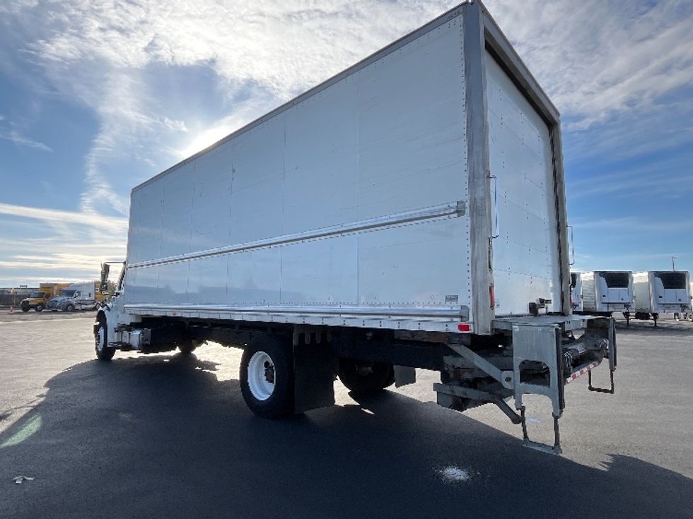 Medium Duty Box Truck-Light and Medium Duty Trucks-Freightliner-2018-M2-Pasco-WA-153,738\n\t\tmiles-$ 49,250 - Image 6