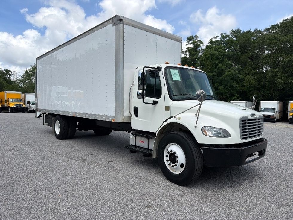 Medium Duty Box Truck-Light and Medium Duty Trucks-Freightliner-2018-M2-Pensacola-FL-127,125\n\t\tmiles-$ 53,000 - Image 1
