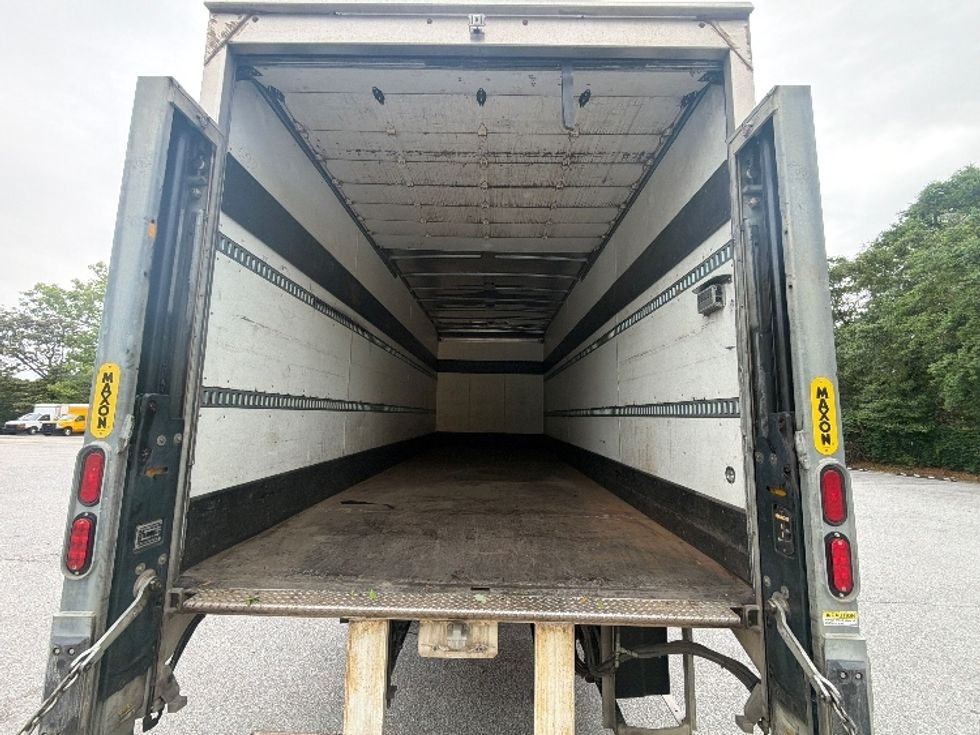 Medium Duty Box Truck-Light and Medium Duty Trucks-Freightliner-2018-M2-Pensacola-FL-127,125\n\t\tmiles-$ 53,000 - Image 9