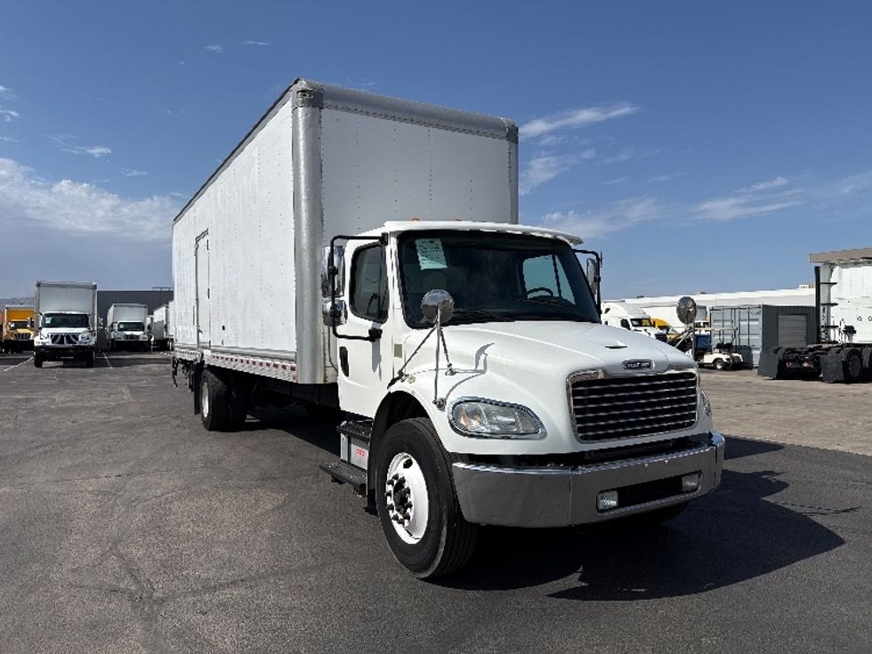 Medium Duty Box Truck-Light and Medium Duty Trucks-Freightliner-2018-M2-Phoenix-AZ-146,830\n\t\tmiles-$ 48,250 - Image 1