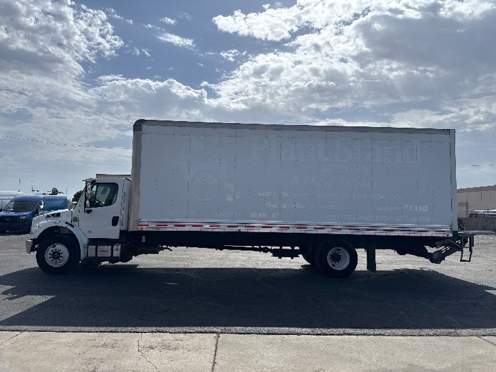 Medium Duty Box Truck-Light and Medium Duty Trucks-Freightliner-2018-M2-Phoenix-AZ-146,830\n\t\tmiles-$ 48,250 - Image 4