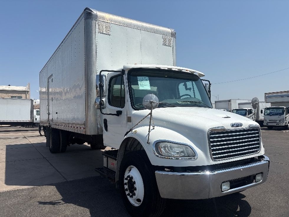 Medium Duty Box Truck-Light and Medium Duty Trucks-Freightliner-2018-M2-Phoenix-AZ-149,353\n\t\tmiles-$ 48,000 - Image 1