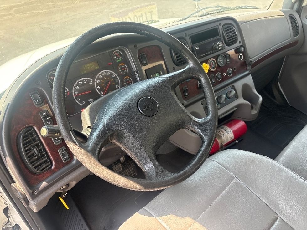 Medium Duty Box Truck-Light and Medium Duty Trucks-Freightliner-2018-M2-Phoenix-AZ-149,353\n\t\tmiles-$ 48,000 - Image 17