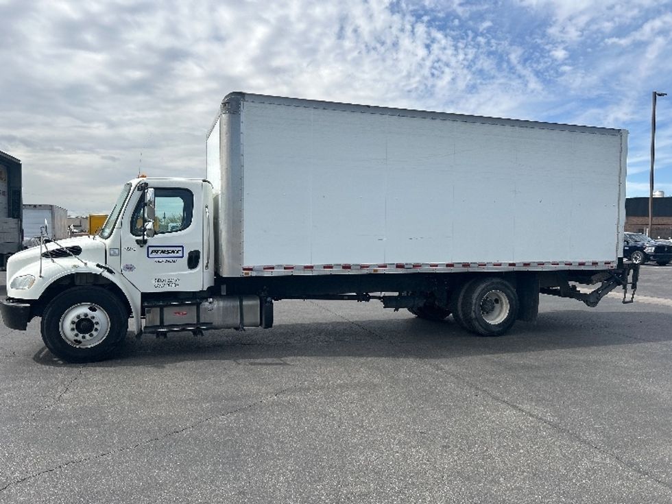 Medium Duty Box Truck-Light and Medium Duty Trucks-Freightliner-2018-M2-Phoenix-AZ-188,662\n\t\tmiles-$ 48,750 - Image 4