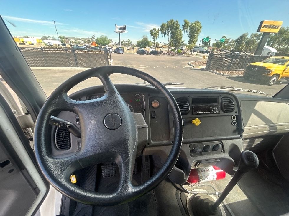 Medium Duty Box Truck-Light and Medium Duty Trucks-Freightliner-2018-M2-Phoenix-AZ-80,691\n\t\tmiles-$ 42,750 - Image 18