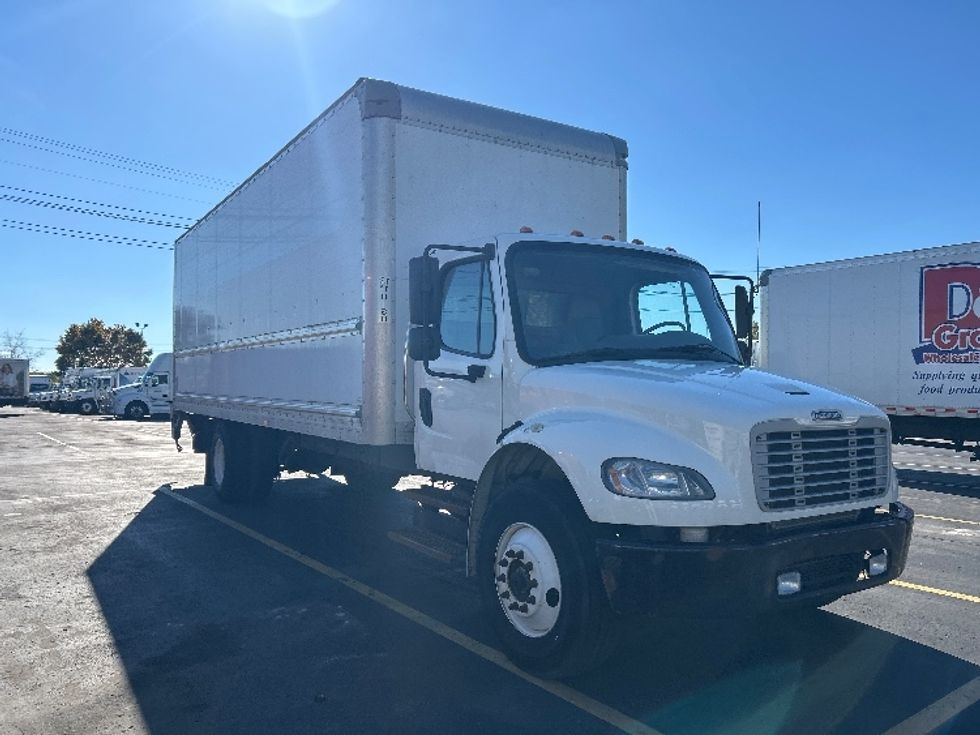 Medium Duty Box Truck-Light and Medium Duty Trucks-Freightliner-2018-M2-Plymouth-MI-244,236\n\t\tmiles-$ 35,250 - Image 1