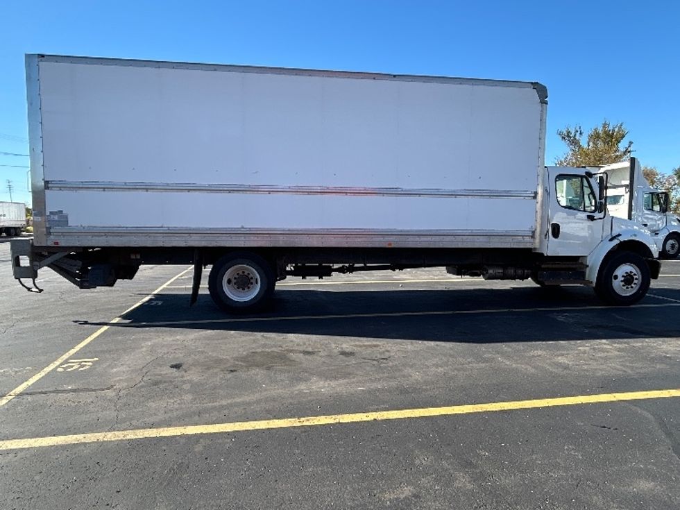 Medium Duty Box Truck-Light and Medium Duty Trucks-Freightliner-2018-M2-Plymouth-MI-244,236\n\t\tmiles-$ 35,250 - Image 15
