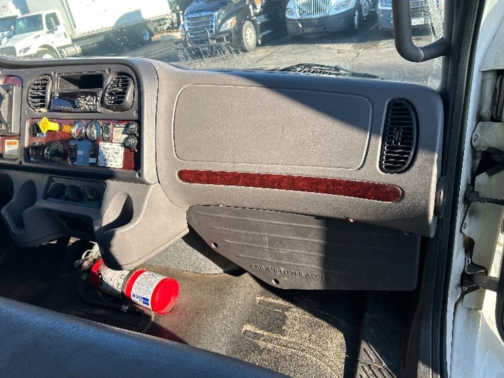 Medium Duty Box Truck-Light and Medium Duty Trucks-Freightliner-2018-M2-Plymouth-MI-244,236\n\t\tmiles-$ 35,250 - Image 21