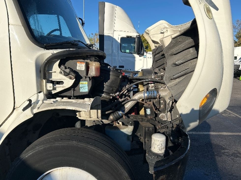 Medium Duty Box Truck-Light and Medium Duty Trucks-Freightliner-2018-M2-Plymouth-MI-244,236\n\t\tmiles-$ 35,250 - Image 23