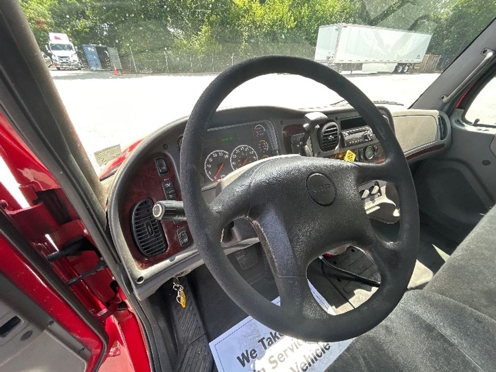 Medium Duty Box Truck-Light and Medium Duty Trucks-Freightliner-2018-M2-Prince George-VA-329,240\n\t\tmiles-$ 20,250 - Image 16