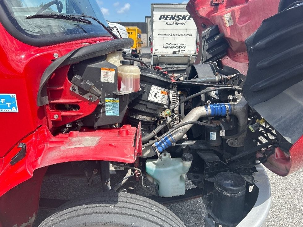 Medium Duty Box Truck-Light and Medium Duty Trucks-Freightliner-2018-M2-Prince George-VA-329,240\n\t\tmiles-$ 20,250 - Image 22