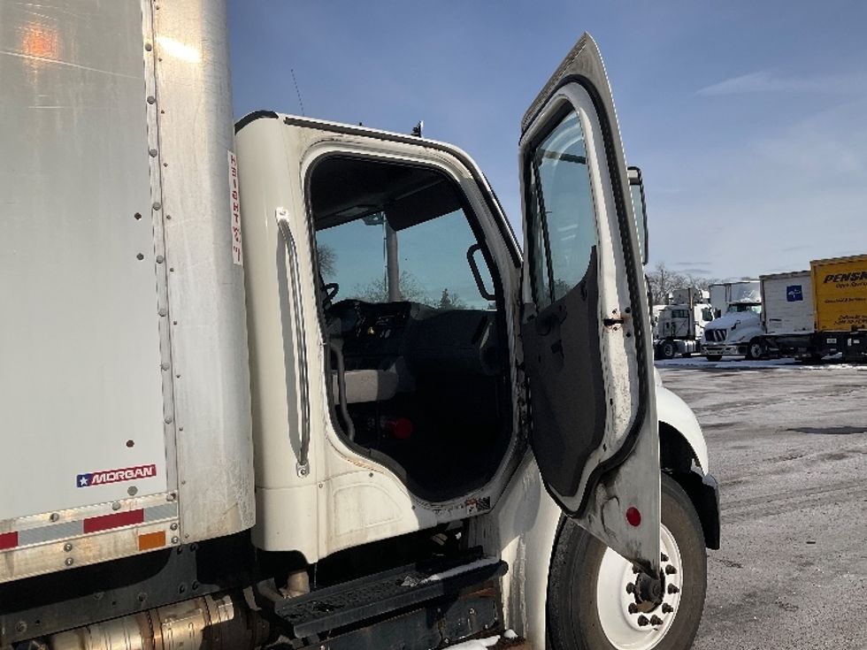 Medium Duty Box Truck-Light and Medium Duty Trucks-Freightliner-2018-M2-Romulus-MI-344,346\n\t\tmiles-$ 20,000 - Image 20