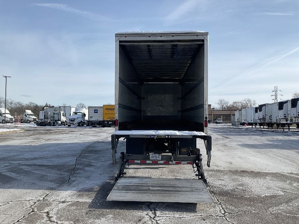 Medium Duty Box Truck-Light and Medium Duty Trucks-Freightliner-2018-M2-Romulus-MI-344,346\n\t\tmiles-$ 20,000 - Image 9