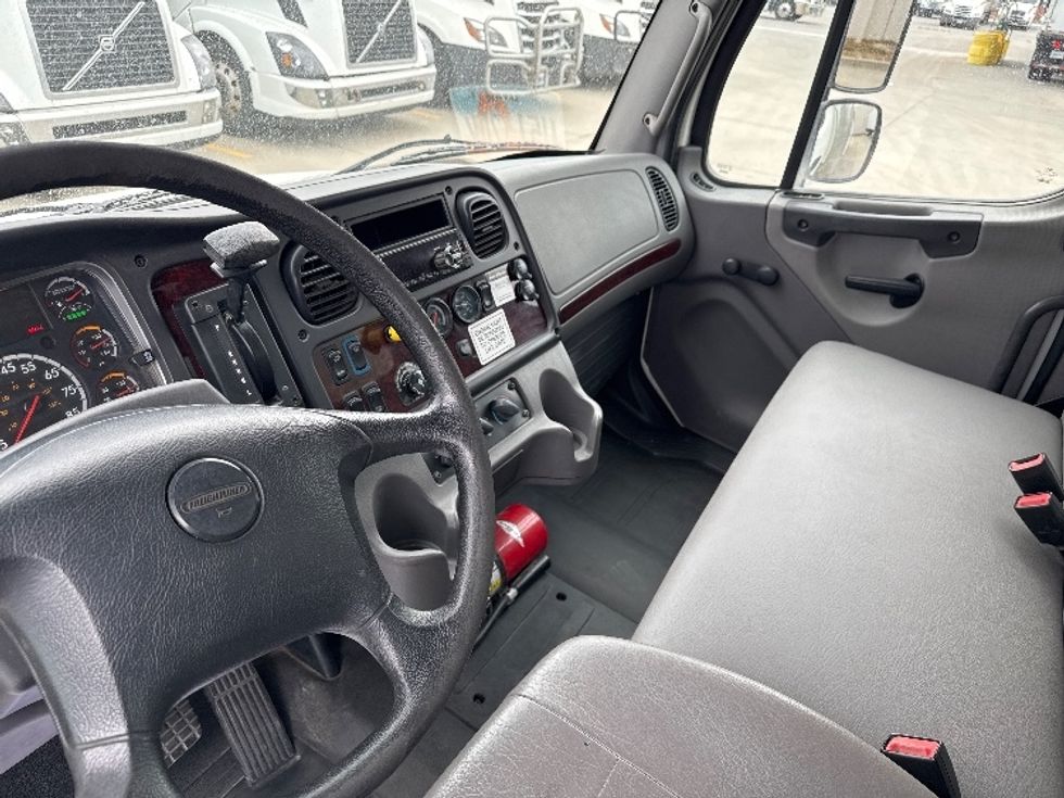 Medium Duty Box Truck-Light and Medium Duty Trucks-Freightliner-2018-M2-Salt Lake City-UT-171,049\n\t\tmiles-$ 46,750 - Image 15