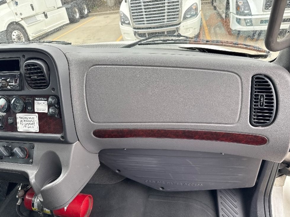 Medium Duty Box Truck-Light and Medium Duty Trucks-Freightliner-2018-M2-Salt Lake City-UT-171,049\n\t\tmiles-$ 46,750 - Image 19